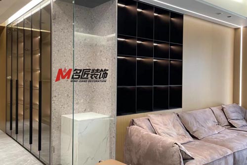 柳州市金科天宸現(xiàn)代簡(jiǎn)約風(fēng)格三居室裝修案例